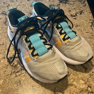 Diadora Blushield Mythos Elite TRX Size 10